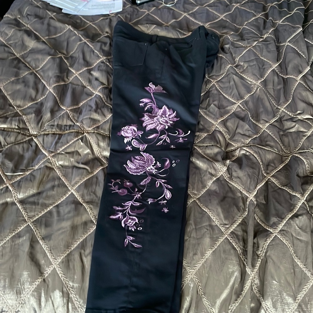 Girlfriend slim black jeans with embroidery